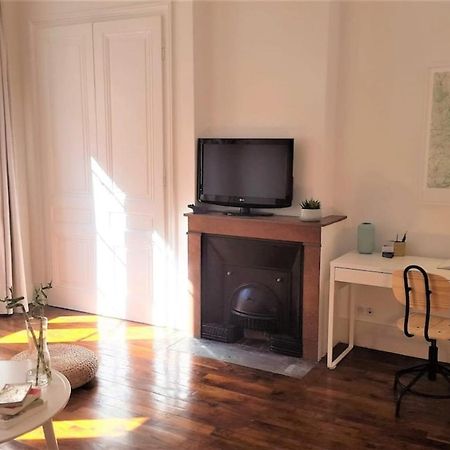 Le Duguesclin-4 Pers Saxe Gambetta Apartment Lyon Exterior foto